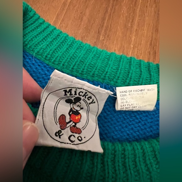 Vintage RARE Disney Green/Blue Colorblock Mickey Minnie Acrylic Sweater - Picture 3 of 9